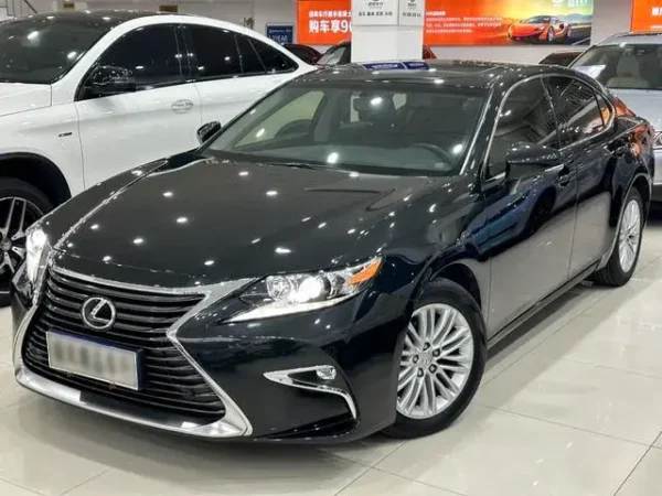 Used 2015 Lexus ES SAU000071